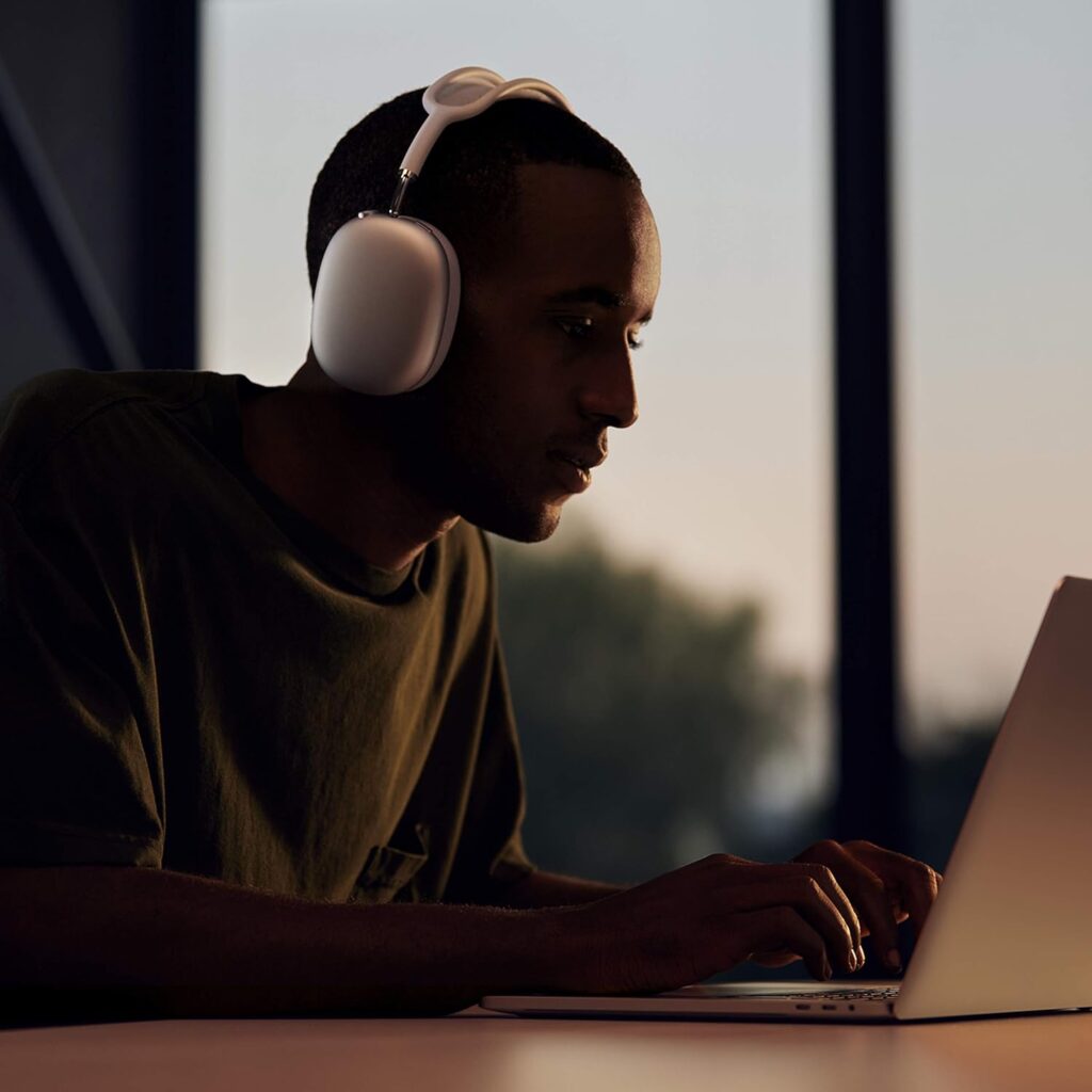 AirPods Max_4